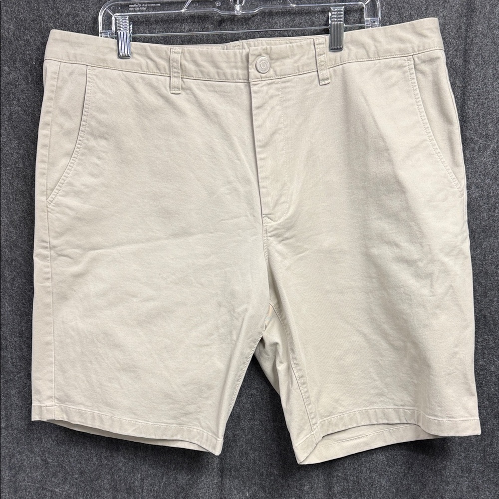 Bonobos Men's Light Tan Flat Front Shorts